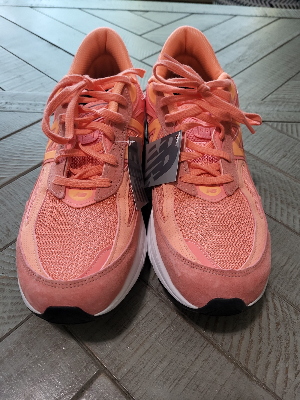New Balance Men's 990v6 Athletic Sneakers Coral Peach Made In USA - Picture 2 of 9